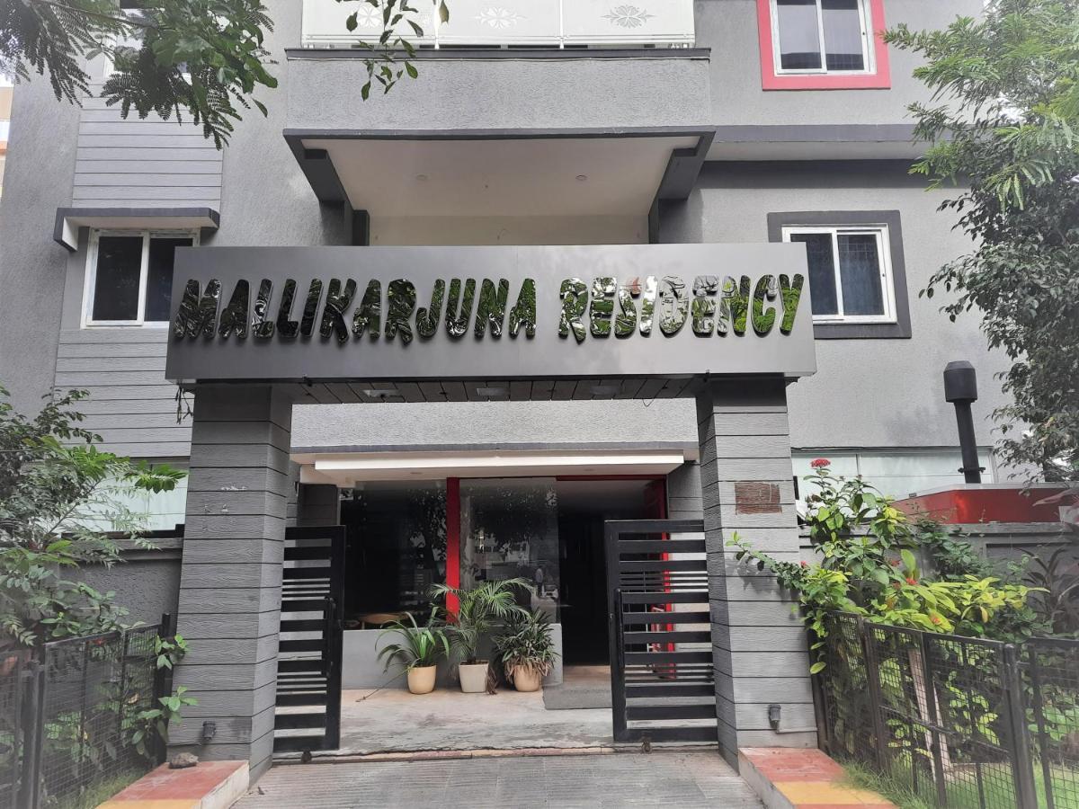 Fabhotel Mallikarjun Residency Hyderabad Exterior foto